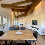 Attic Near Kitzsteinhorn Area Apartment *