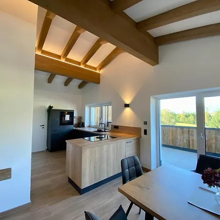 Penthouse Voll-bartl With Great Views