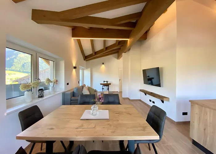 Attic Near Kitzsteinhorn Area شقة *