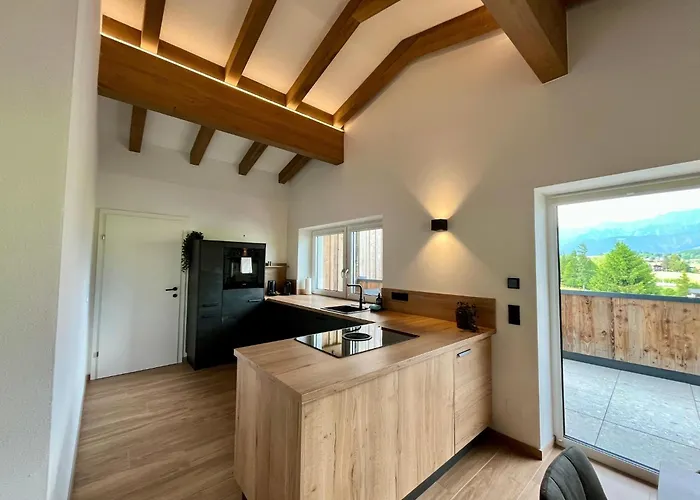 アパート Attic Near Kitzsteinhorn Area ザールフェルデン・アム・シュタイナーネン・メアー