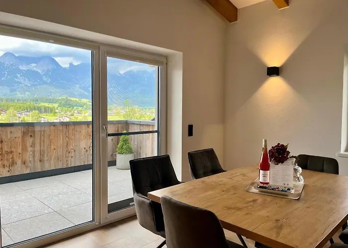 Attic Near Kitzsteinhorn Area شقة *